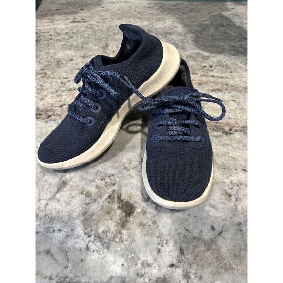 Allbirds Navy Tree Runner Women’s 6 - Picture 3 of 9